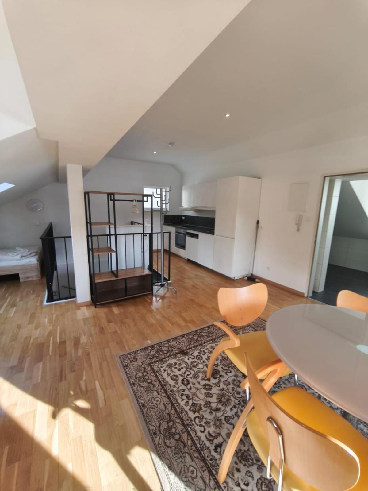 Ferienwohnungen Loft In Telfs Esterno foto